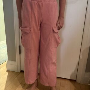Gap Kids Pink Cargo Sweatpants - Comfortable Soft Wide-Leg Cargo Sweatpants